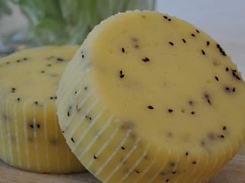Сыр "Качотта с добавками с (пажитником, прованскими травами, с черным тмином, с вялеными томатами) фото 888